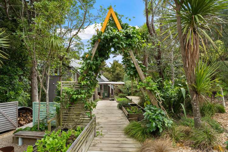 38 Grand View Road Leigh_18