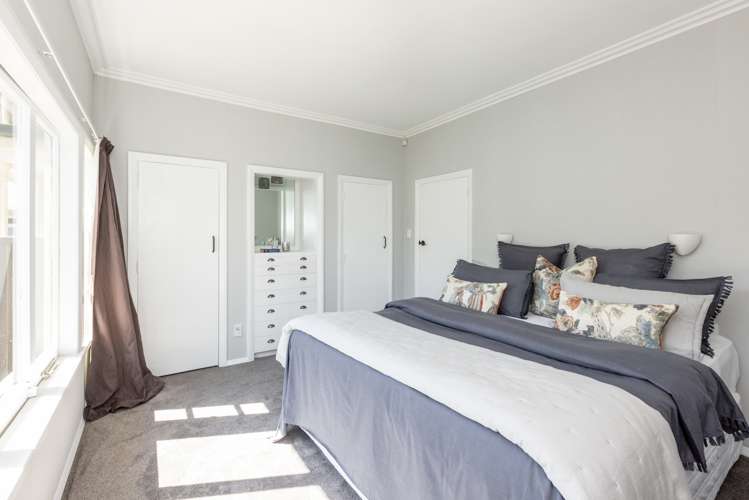 908 Oliphant Road Raureka_10