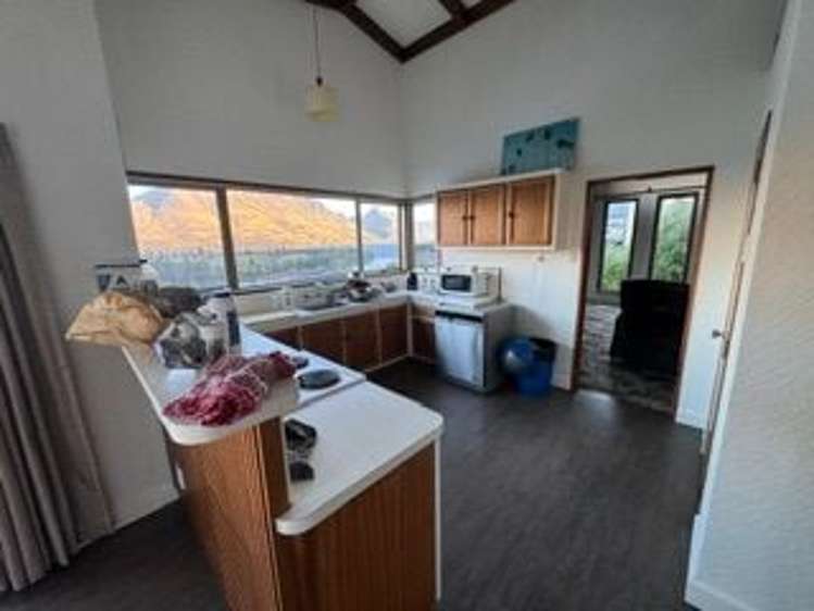 8 Earnslaw Terrace Queenstown_12