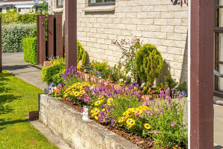 97k High Street Solway_20