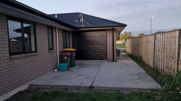 14 Orwell Way Elgin_4