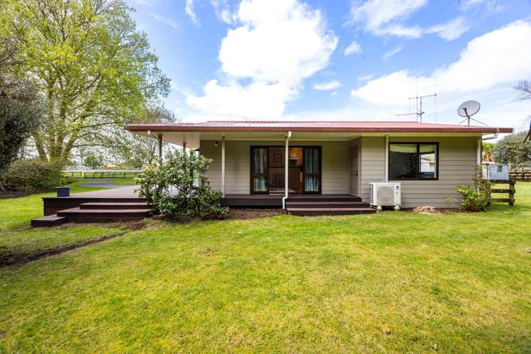 1212 Kaipaki Road Cambridge_32