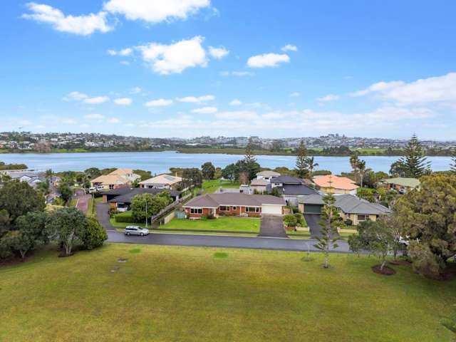 42 Settlers Grove Orewa_1