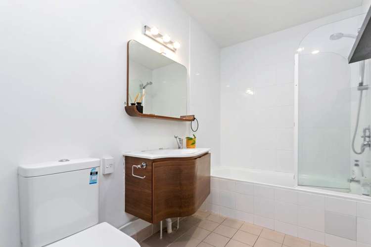 5c/4 Rendall Place Eden Terrace_8