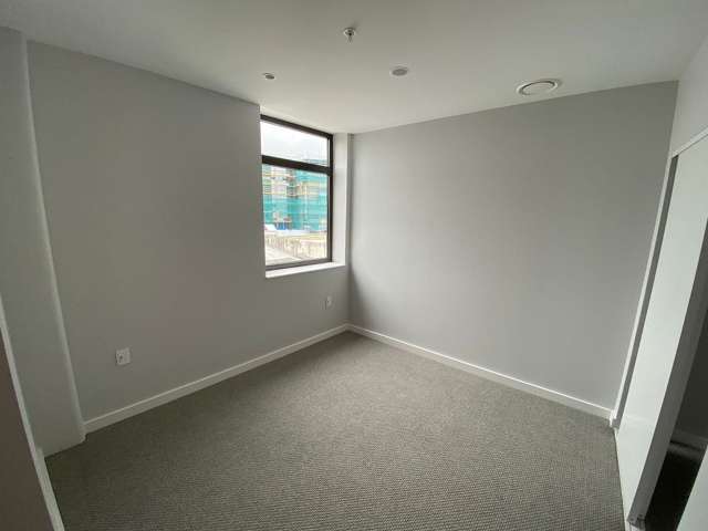 202/14 Laings Road Hutt Central_3