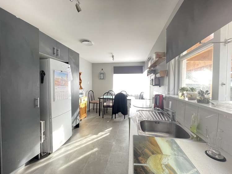 11 Mattingley Street Aranui_15