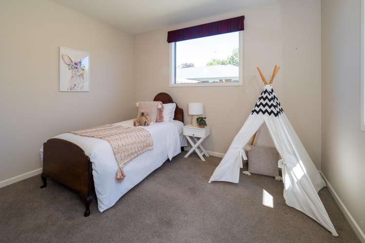 1 Beauvais Place Allenton_9