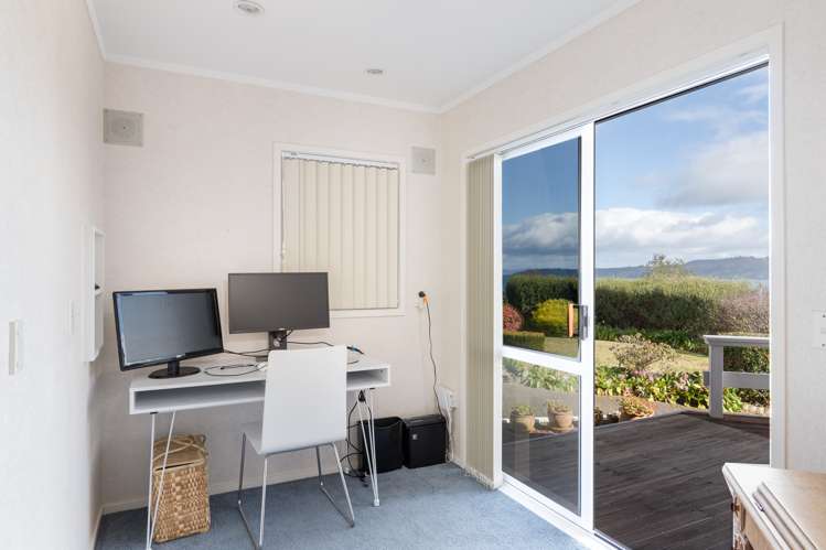 39 Arrowsmith Avenue Waipahihi_6