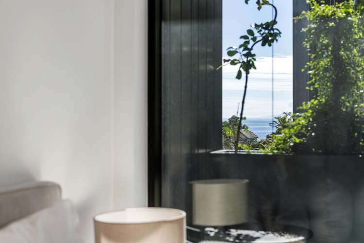 8/423-427 Beach Road Mairangi Bay_7