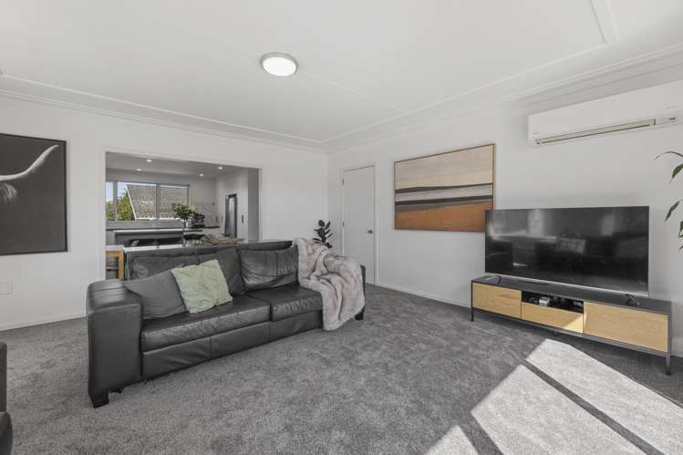 96 Gilkison Street Halfway Bush_5