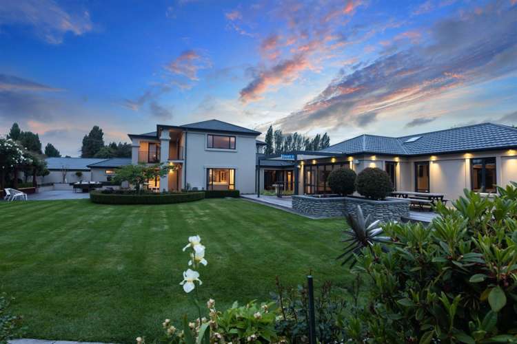 395 Marshland Road Marshland_46