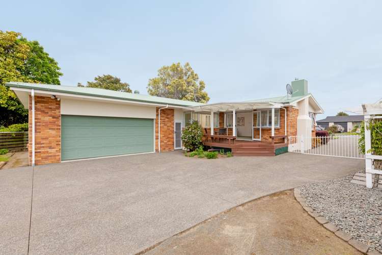 25 Hillcrest Road Otumoetai_23