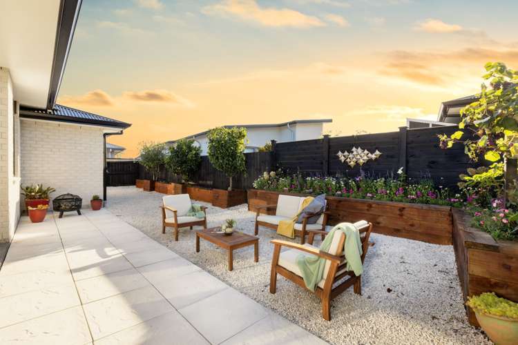 34 Kahuparere Crescent Pyes Pa_19