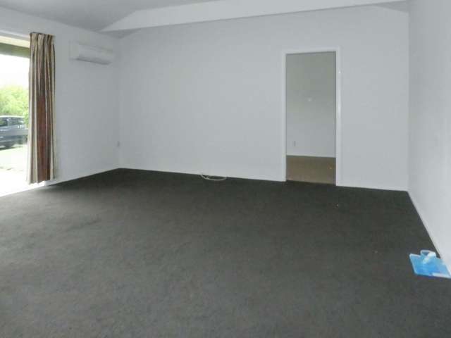 22 Rutherglen Av Ilam_3