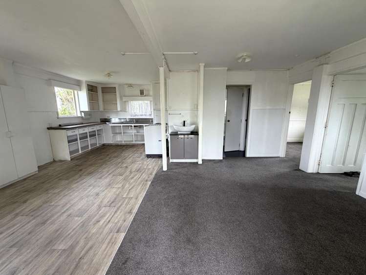 1A Bruce Street (Downstairs) Whitianga_2