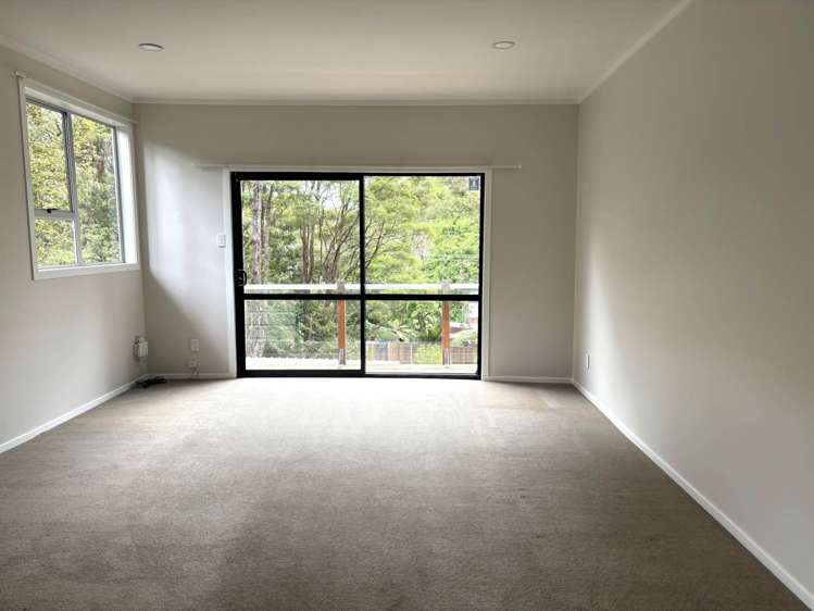 211 Laingholm Drive Laingholm_7