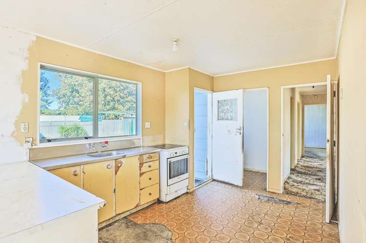 25 Burton Crescent Flaxmere_6