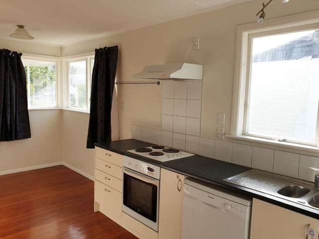 1/167 Wainuiomata Road Wainuiomata_2