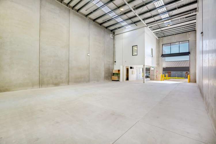 2/20 Highgate Parkway Silverdale_2