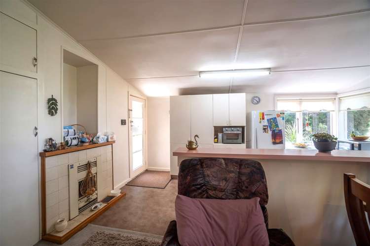 325 Curraghs Road Rolleston_11