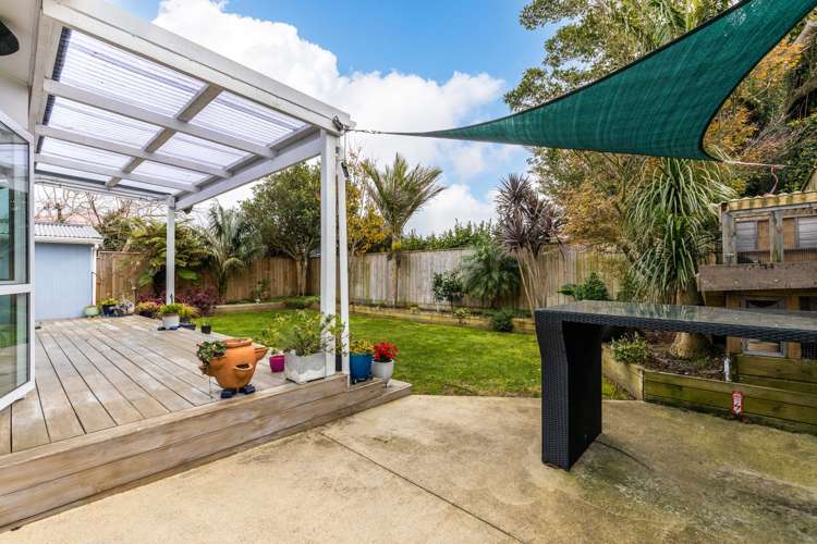 8 York Crescent Westown_8