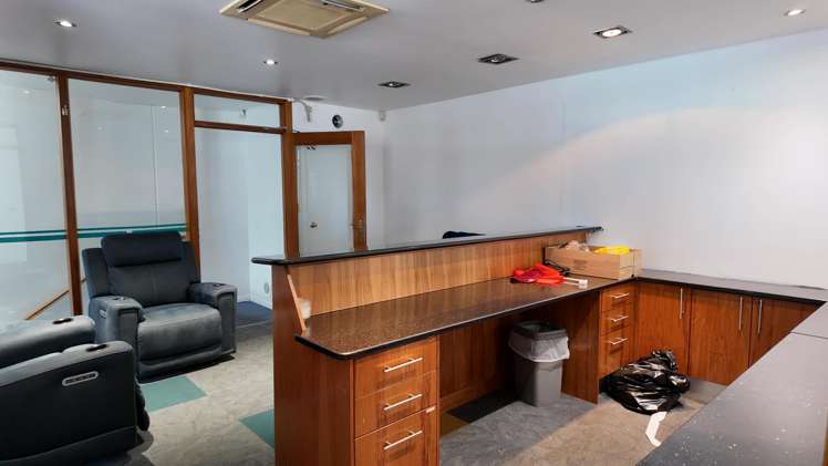4/4 Freeman Way Manukau_5