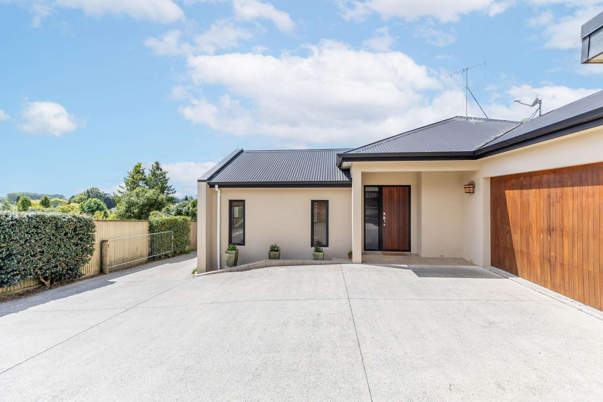 24C High Street Tirau_0
