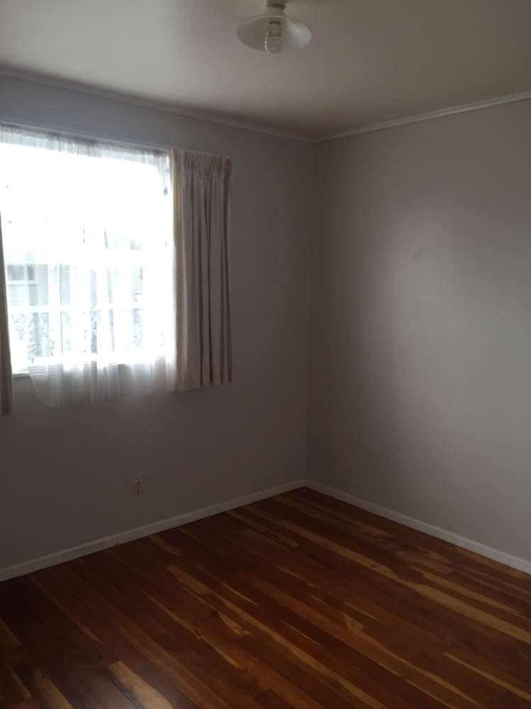 83 Gloria Avenue Te Atatu Peninsula_8