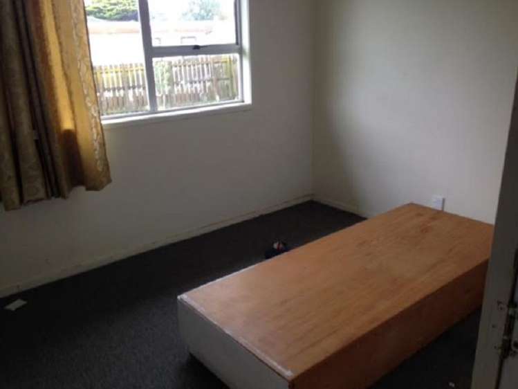 6 Astral Place Clover Park_5