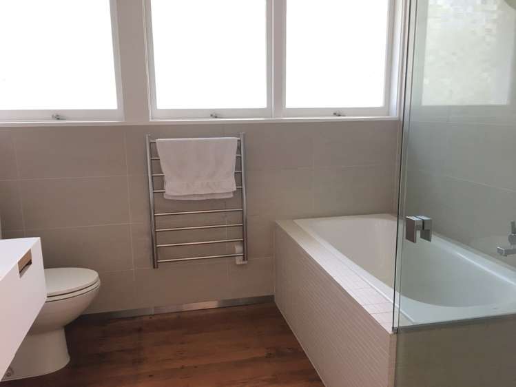 4/51 Uxbridge Road Mellons Bay_5