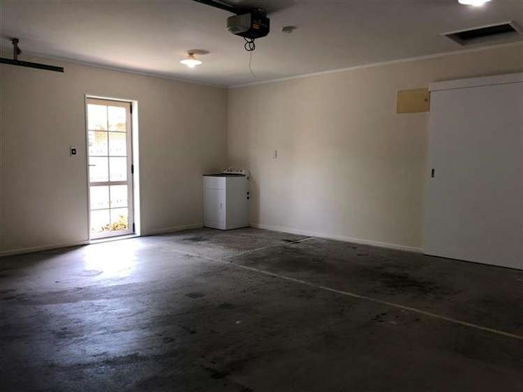 16 Nykki Place Papakura_9