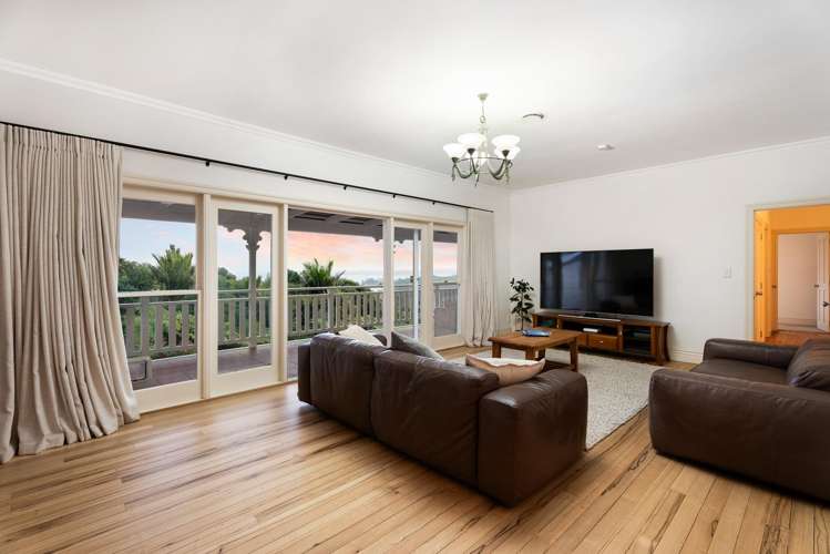 16 Scenic Drive Titirangi_10