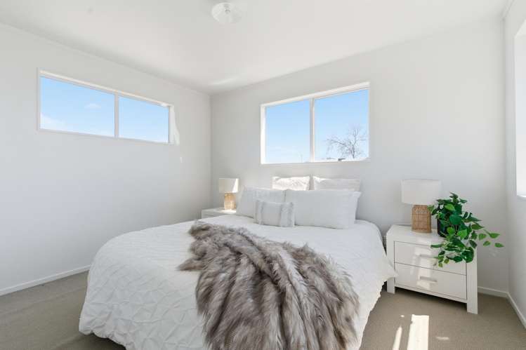 20A Robinson Avenue Holdens Bay_11