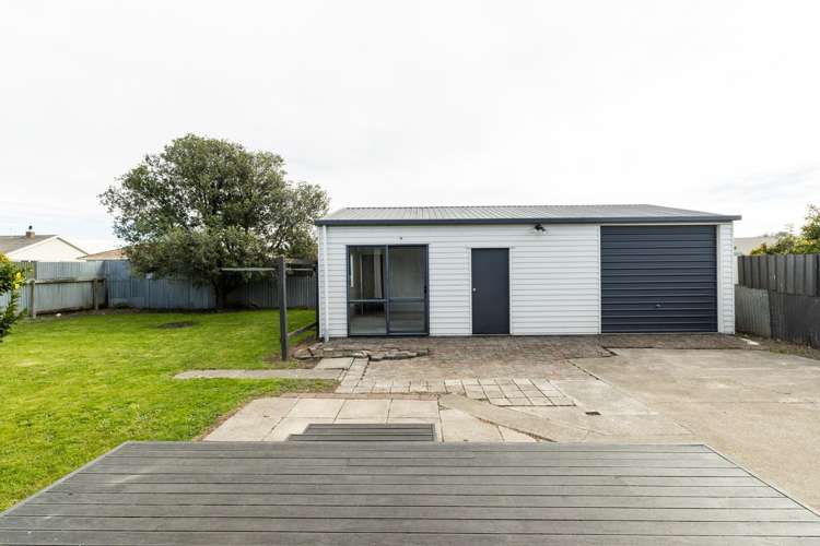 84 Chatham Road Flaxmere_11