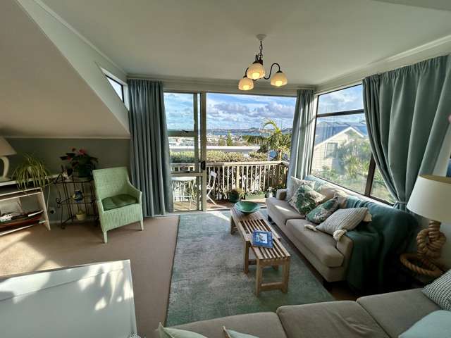 2/9 Calliope Road Devonport_2