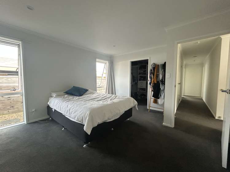7 Harry Close Warkworth_9