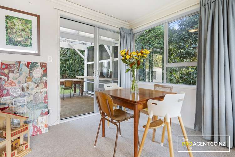 3 Sandys Parade Laingholm_14