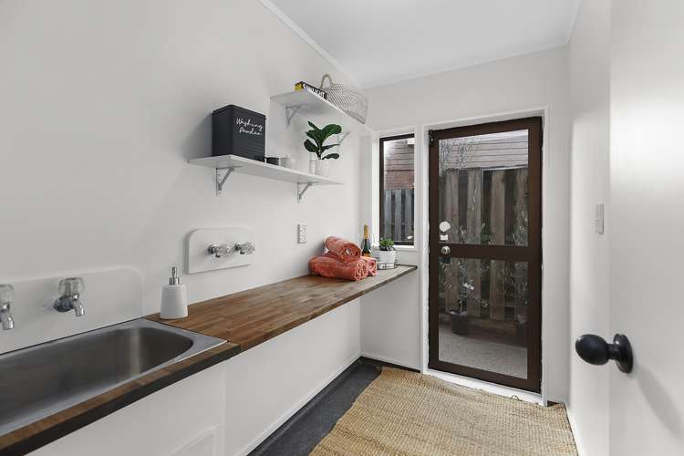 12a Shastri Terrace Khandallah_13