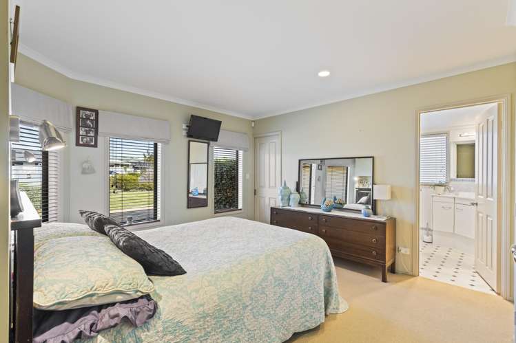 6 Royal Heights Glen Avon_19