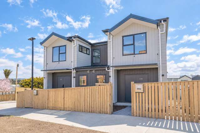 Easy Modern Living