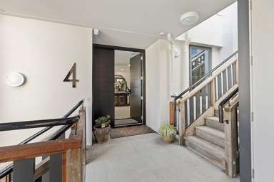 4/308 Oriental Parade_2
