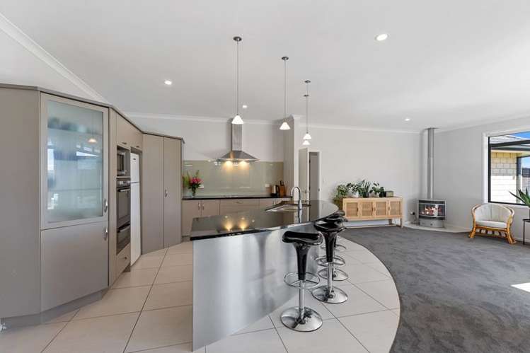 42 Alva Glen Place Pyes Pa_9