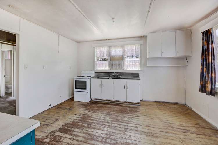 33 Ngatai Street Manaia_6