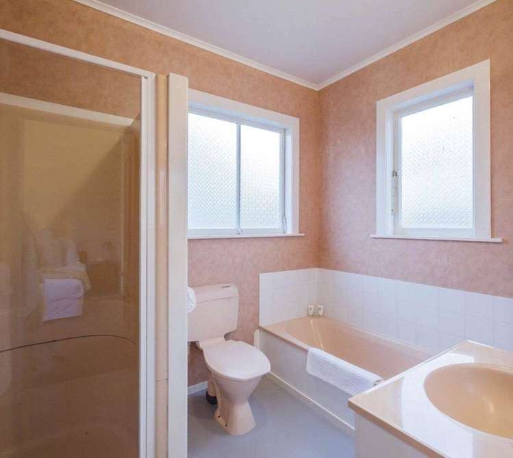 3 King Edward Avenue Epsom_9