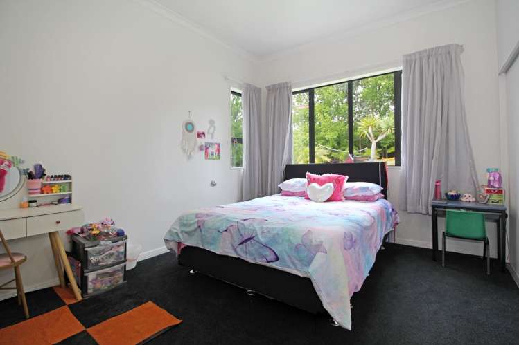 12 Judge Richardson Drive Opaheke_15