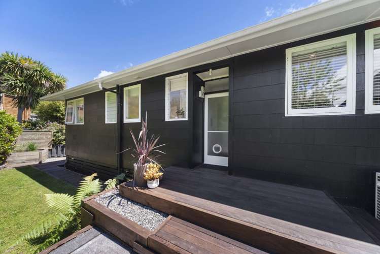 2/19 Kotare Street Hilltop_18