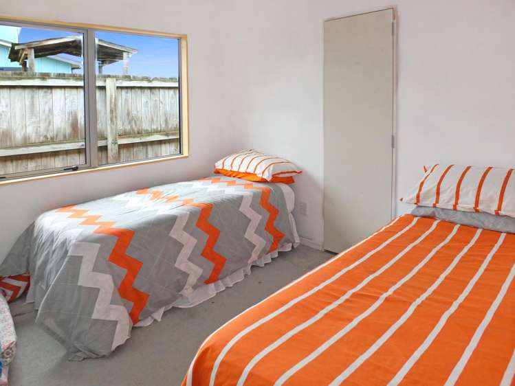 4 Muritai Grove Himatangi Beach_18