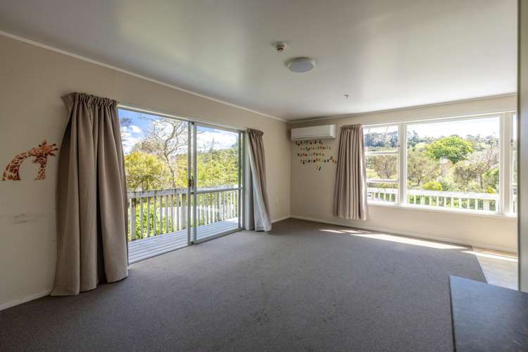 1 Crescent Road East Ostend_4