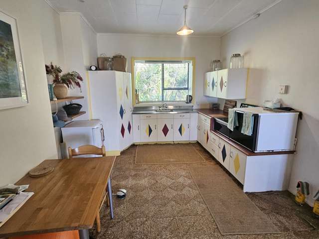 1303 Coast Road Nine Mile_2