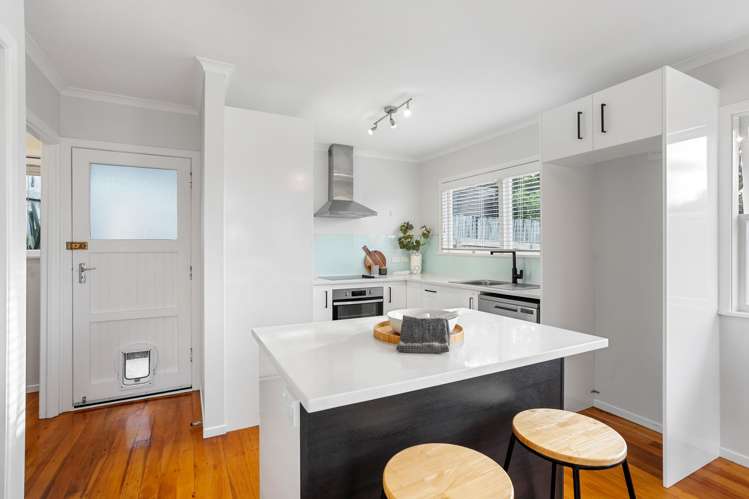 8 Beswick Place Birkdale_12